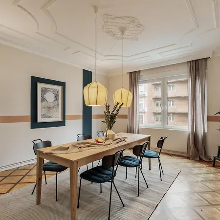 Sark - 3 Bedrooms And Balcony In Sant Gervasi Apartment Barcelona